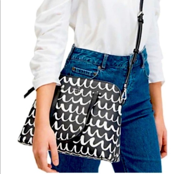 kate spade Handbags - NWOT Kate Spade Maise Dome Satchel Bag Black White Wavy Pop Scallop Crossbody